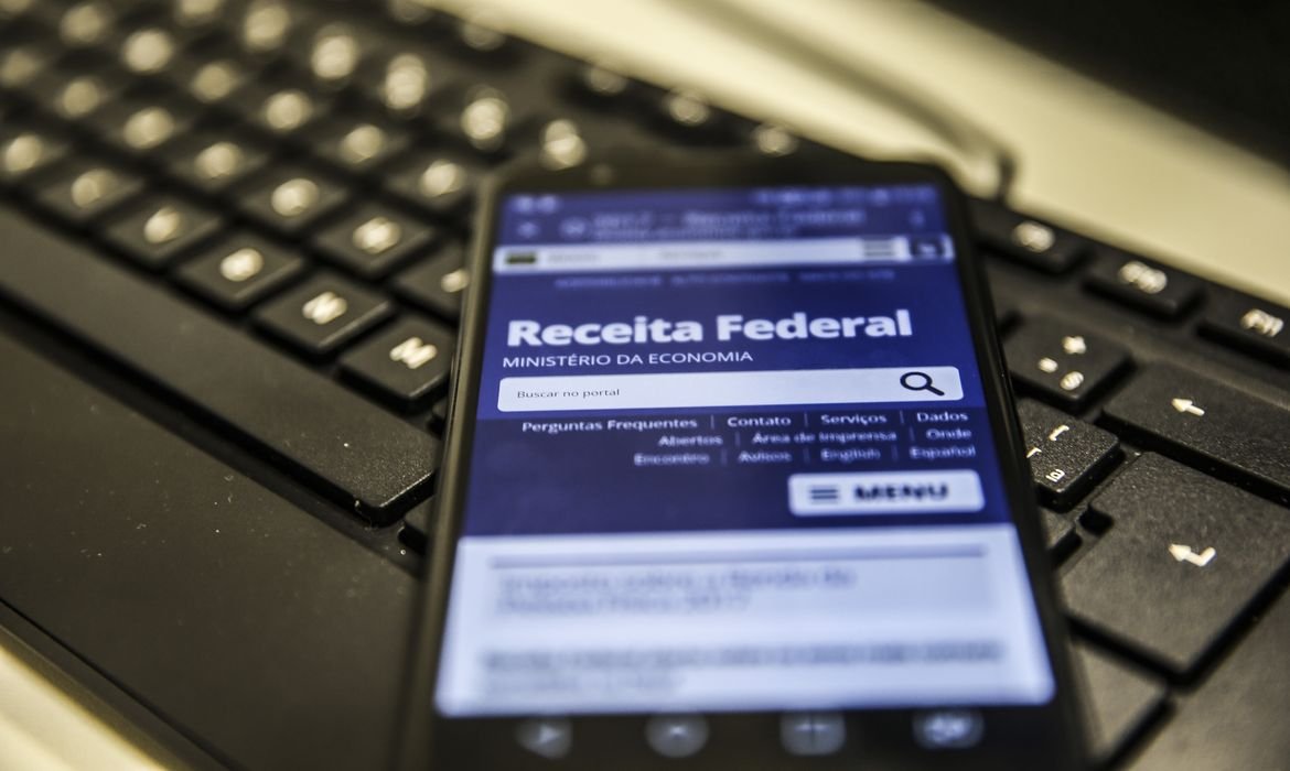IMPOSTO DE RENDA: Veja os erros mais comuns entre investidores e como n&atilde;o cair na malha fina