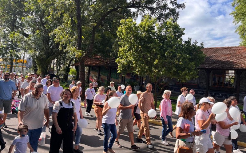 Caminhada da Família pela Paz inicia as comemorações dos 71 anos de Sapiranga