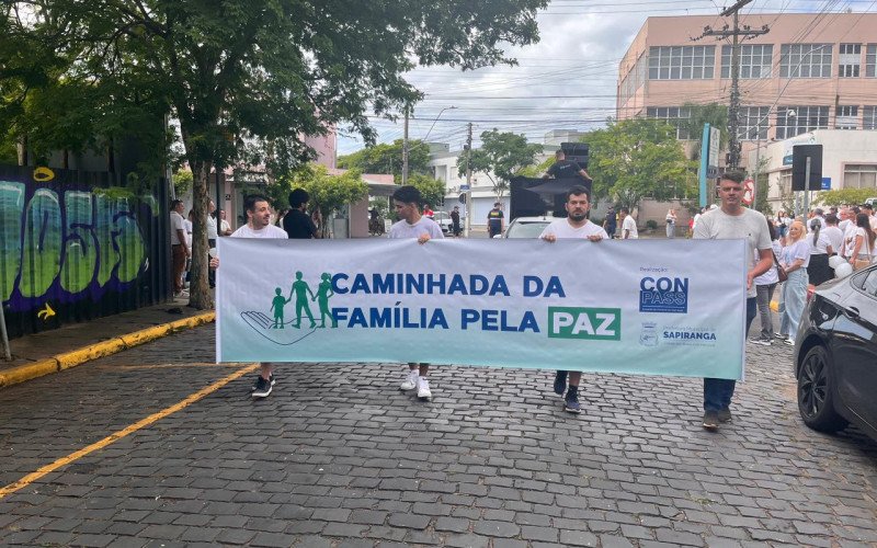 Caminhada da Família pela Paz inicia as comemorações dos 71 anos de Sapiranga