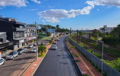 Obras de revitalização da Avenida Sapucaia estão 45% concluídas