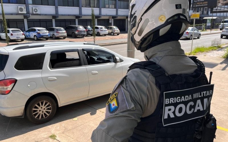 Perseguição termina com prisão de trio suspeito de extorquir empresários em Novo Hamburgo | abc+