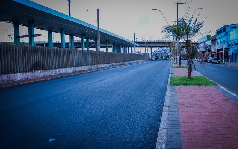 Obras de revitalização da Avenida Sapucaia já alcançaram 45% de execução