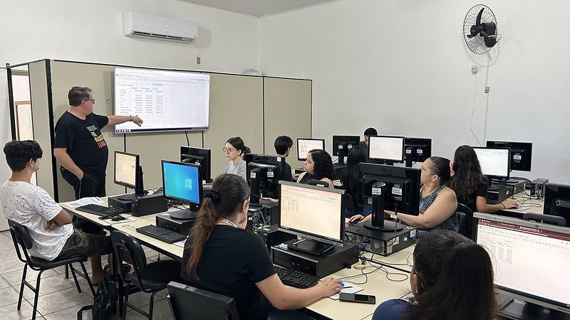 Cursos gratuitos voltados à tecnologia estão com inscrições abertas em Novo Hamburgo; veja como participar