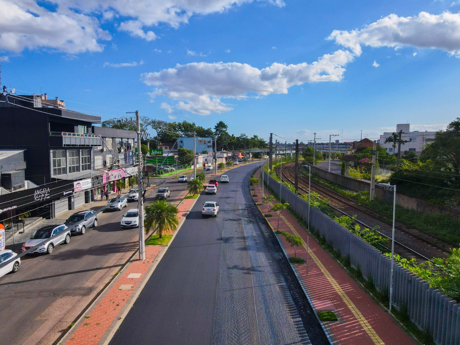 Obras de revitalização da Avenida Sapucaia estão 45% concluídas