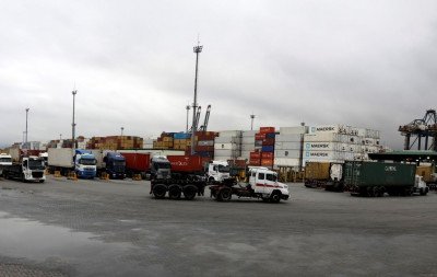 Tarifaço norte-americano teve efeito pontual na economia, diz IBGE