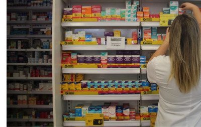 Medicamentos podem ter reajuste de até 3,81% a partir desta terça