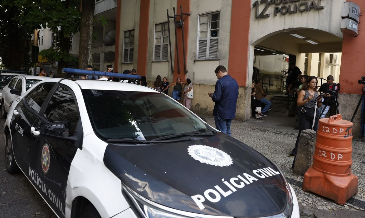 Estupro coletivo em Copacabana: Laudo confirma que v&iacute;tima sofreu viol&ecirc;ncia sexual, diz delegado