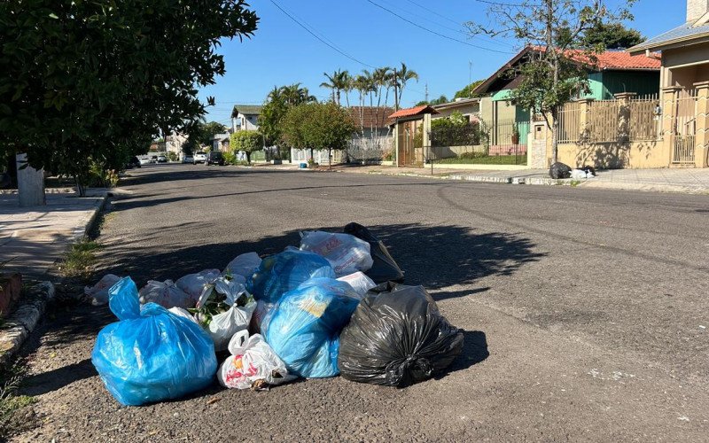 Problemas na coleta geram acúmulo de lixo nas ruas | abc+