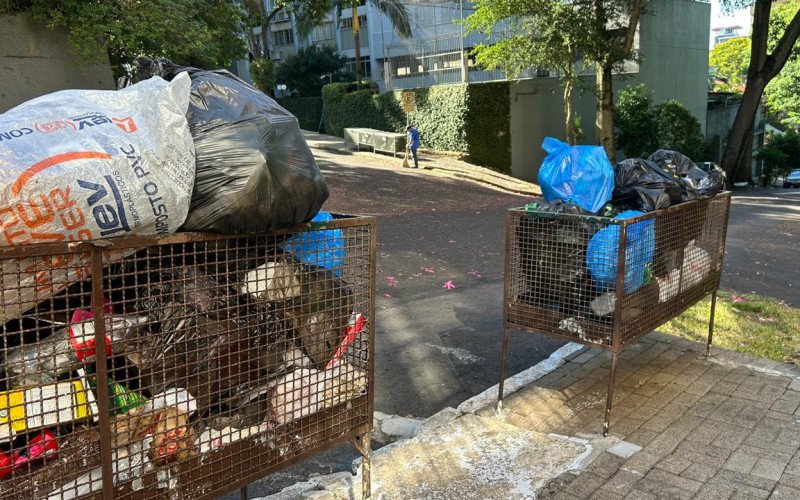 Problemas na coleta geram acúmulo de lixo nas ruas | abc+
