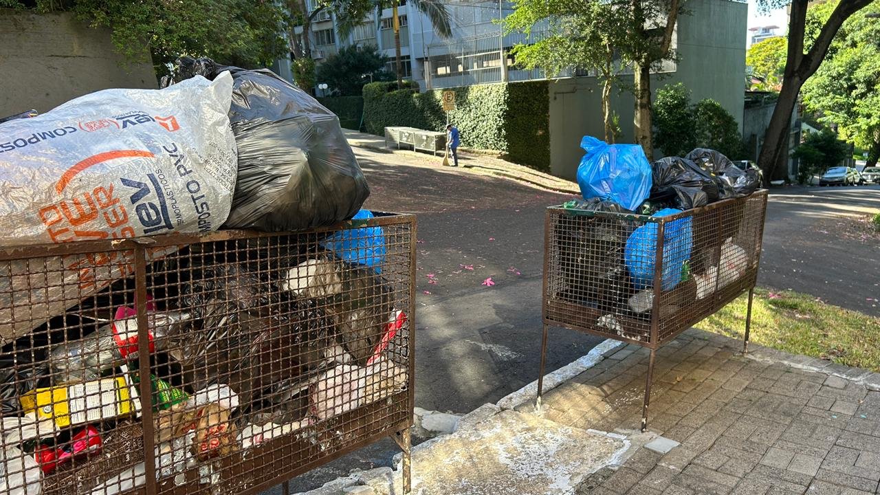 Lixeiras abarrotadas: Problemas na coleta geram avalanche de reclamações em diversos bairro de Novo Hamburgo