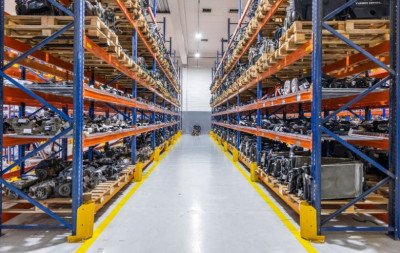 Entenda como montadora começou a ganhar dinheiro desmontando carros