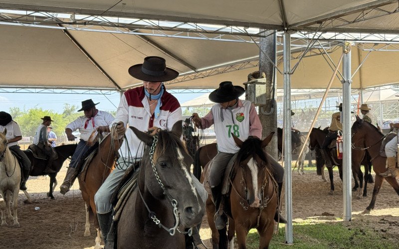 Competidores no laço crioulo