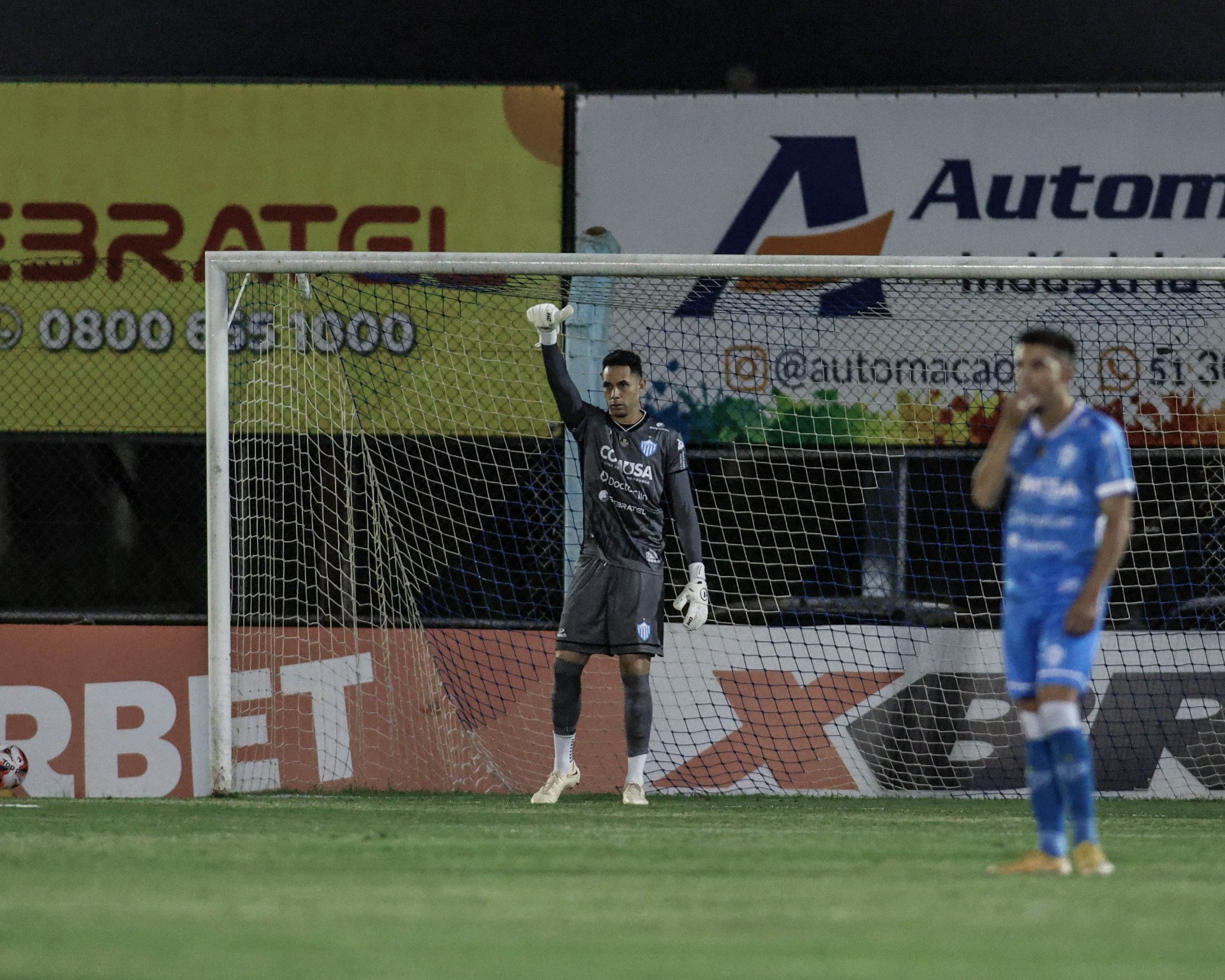 Omar enaltece apoio da torcida e fala em orgulho pela campanha do Noia