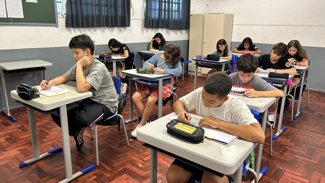 Turno integral ampliado em escola de Dois Irm&atilde;os