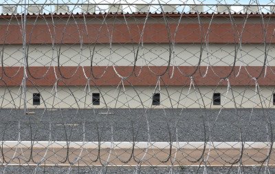 Vorcaro chega a Brasília em voo da PF e vai para presídio federal