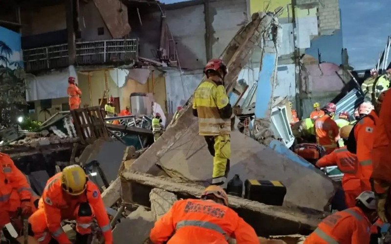 Bombeiros resgatam última vítima de escombros de lar de idosos em Minas Gerais | abc+