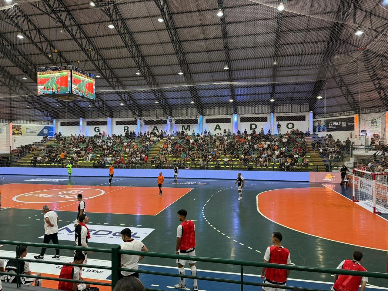 Confira os resultados da primeira noite de disputas da Super Copa Gramado de Futsal