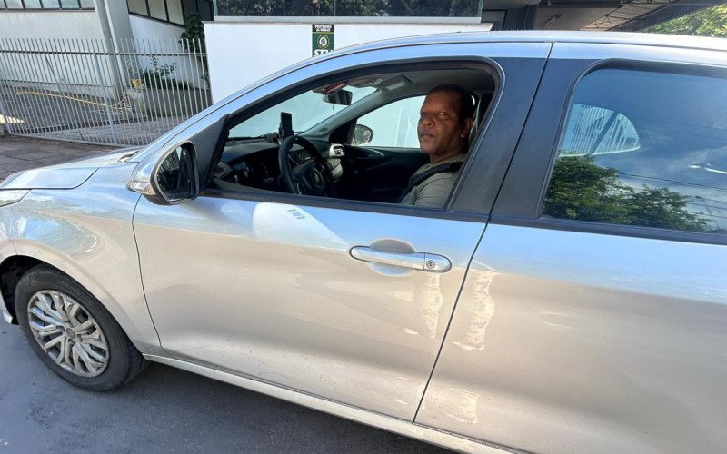 Fabiano é motorista de aplicativo e já percebe o aumento no valor da gasolina | abc+