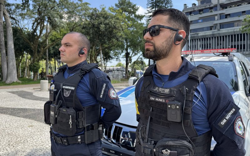 Agentes da guarda Felipe Santulhão dos Santos e Eduardo Henrique Nunes Fuck