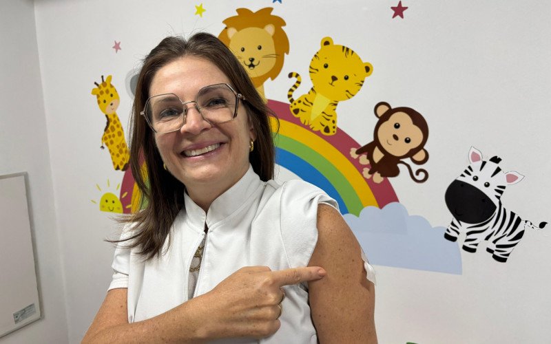 Lizandra Betazzo, de Est&acirc;ncia Velha, destaca a import&acirc;ncia do imunizante
