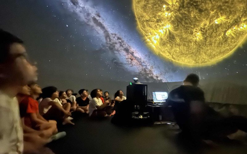 Estudantes do Colégio Luterano Arthur Konrath (CLAK) tiveram uma experiência imersiva sobre o espaço