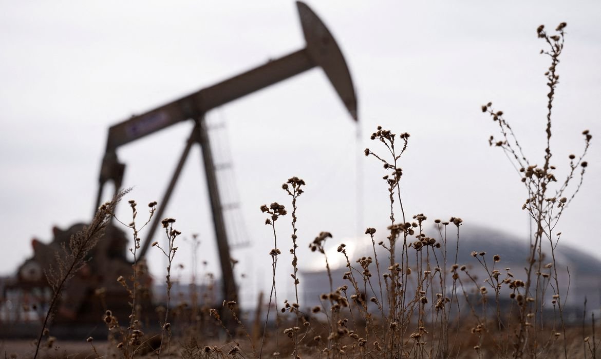 EUA emitem licen&ccedil;a geral &agrave; venda de petr&oacute;leo bruto e derivados de petr&oacute;leo russo j&aacute; embarcado
