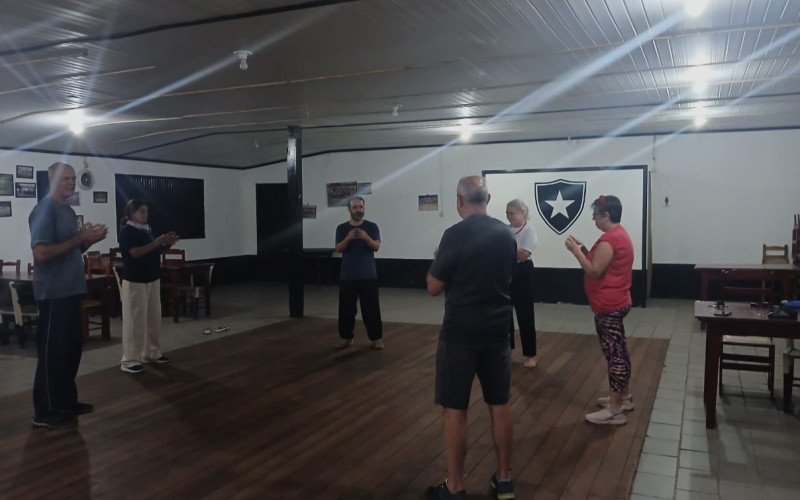 Segunda-feira (9) também foi de início das aulas de Tai Chi e Chi Kung, práticas chineses de meditação em movimento | abc+