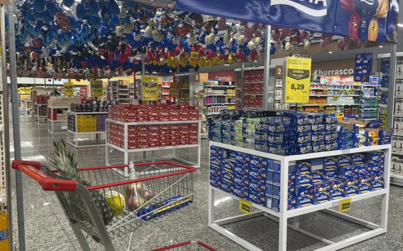 Comércio local conta com variedade de doces e artigos comemorativos nesta Páscoa