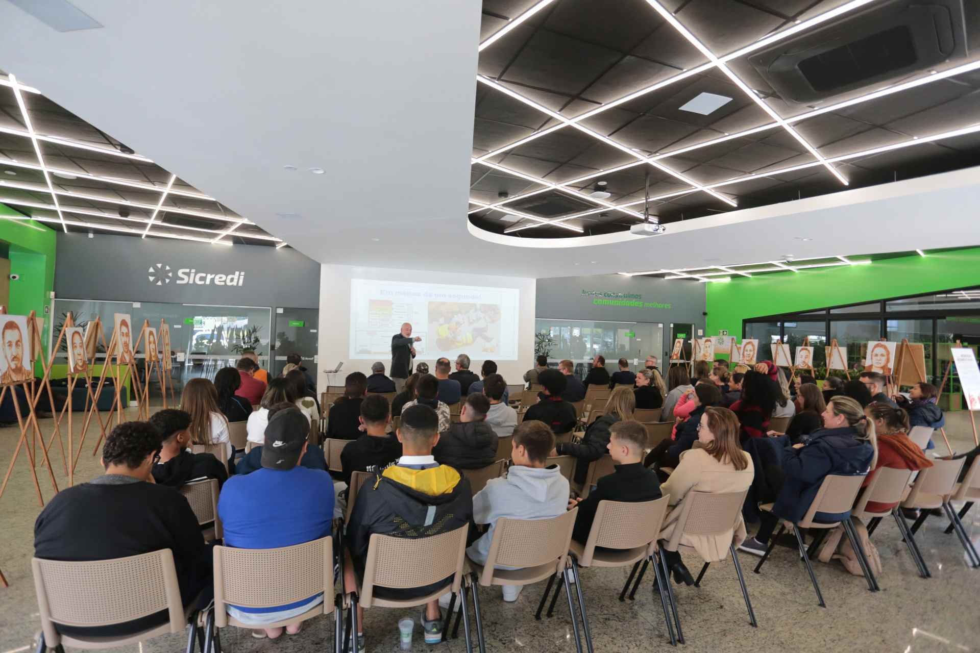 Promover educa&ccedil;&atilde;o em sa&uacute;de: Canela ter&aacute; palestras mensais gratuitas; confira cronograma