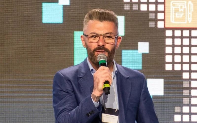 Finck confirma perman&ecirc;ncia no PP e fala sobre novas fun&ccedil;&otilde;es a partir de 2027