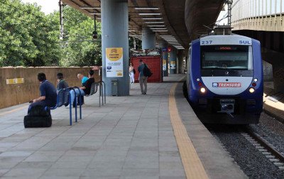 TRENSURB: Sexta-feira Santa terá alteração nos horários dos trens