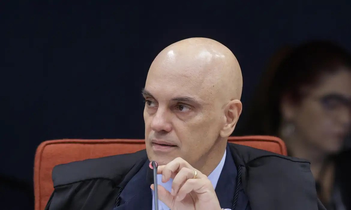 8 de Janeiro: Moraes concede pris&atilde;o domiciliar humanit&aacute;ria a 18 idosos; entenda