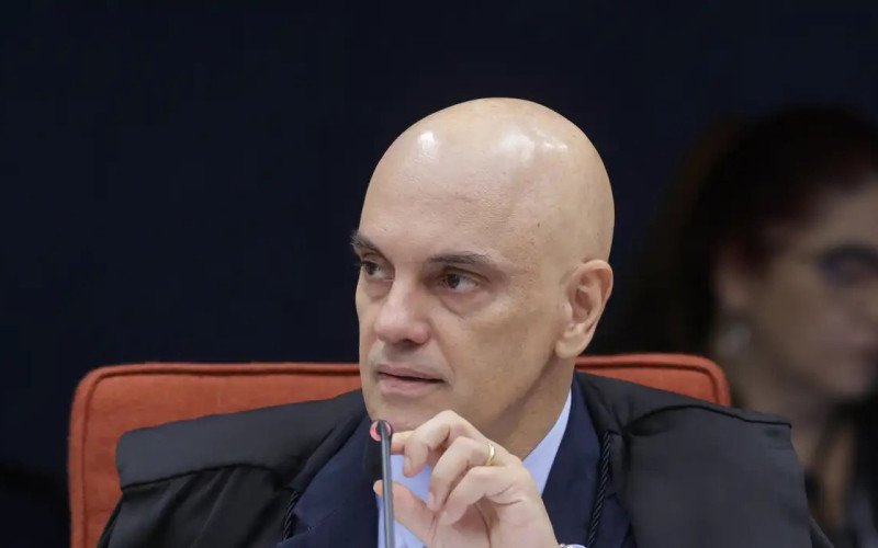 Moraes nega visita de assessor de Trump a Bolsonaro na Papudinha | abc+