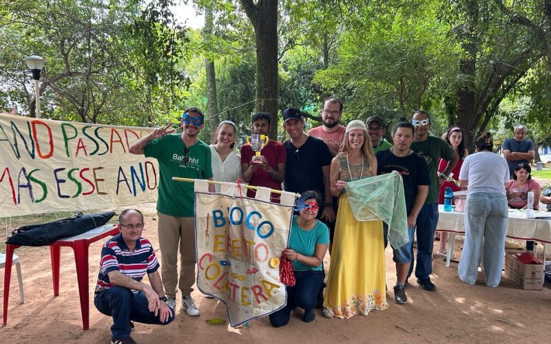 O título de "Bloco Mais Criativo" foi para o Caps Centro, com os foliões do "Efeito Colateral" | abc+