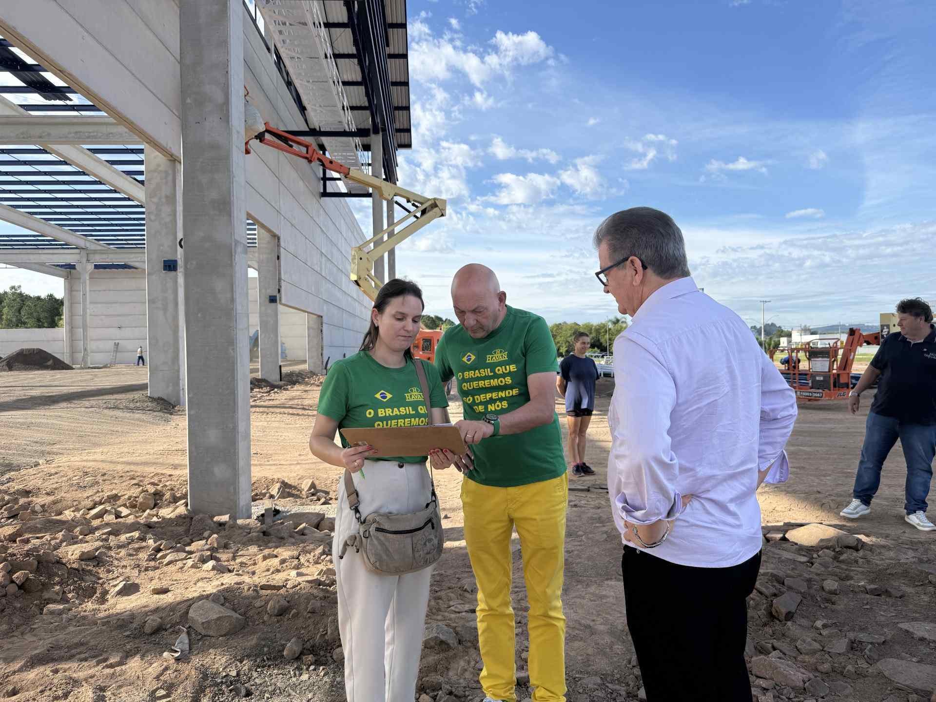 Havan de Taquara ser&aacute; inaugurada em maio, afirma Luciano Hang