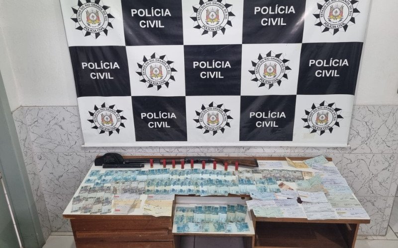Suspeito de agiotagem e extorsão é preso com R$ 8,5 mil em espécie e caderno com anotações de vítimas em Portão 
