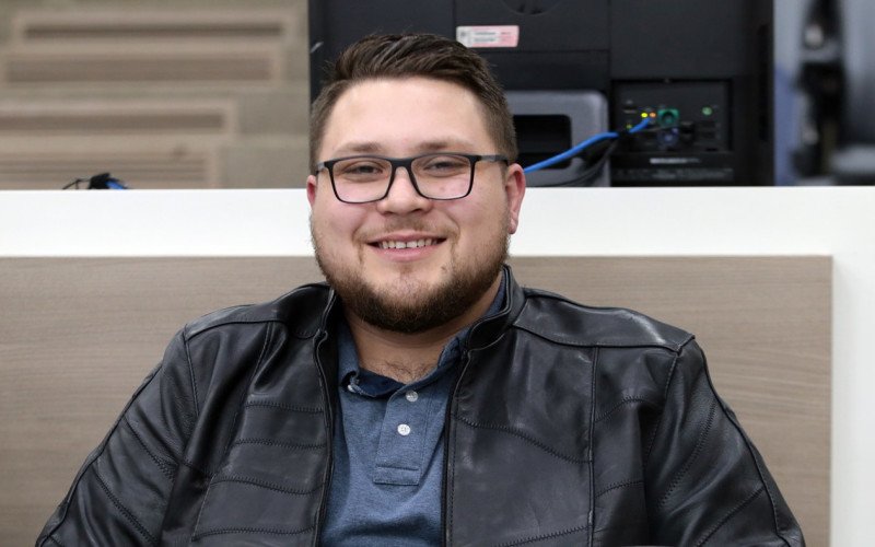 Rafael Lucas assume Smel | abc+