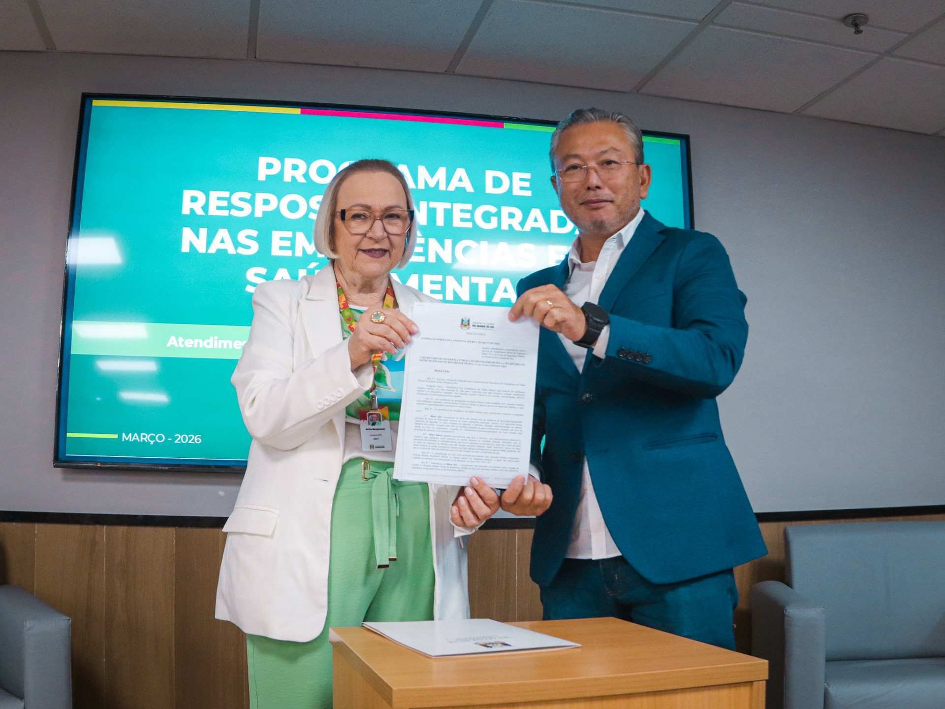 Novo protocolo quer mudar resposta a surtos psiqui&aacute;tricos e evitar mortes em ocorr&ecirc;ncias policiais