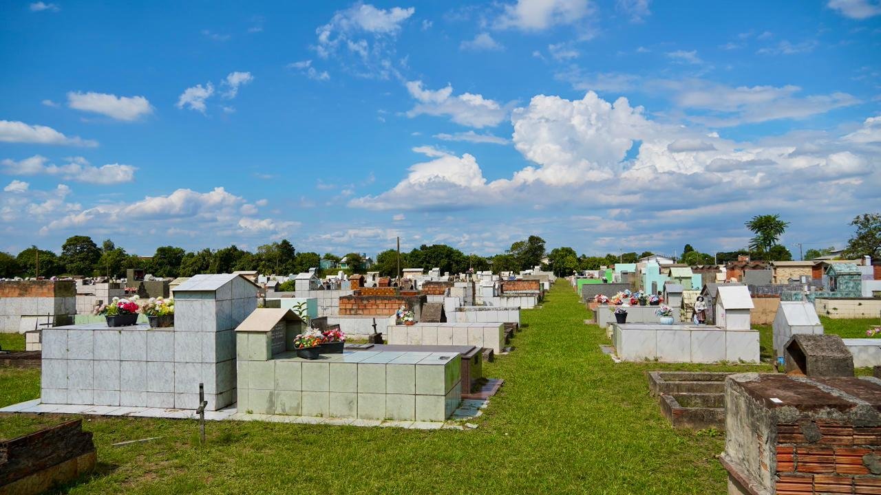 Prefeitura anuncia atualiza&ccedil;&atilde;o e regulariza&ccedil;&atilde;o de sepulturas nos cemit&eacute;rios municipais em Nova Santa Rita