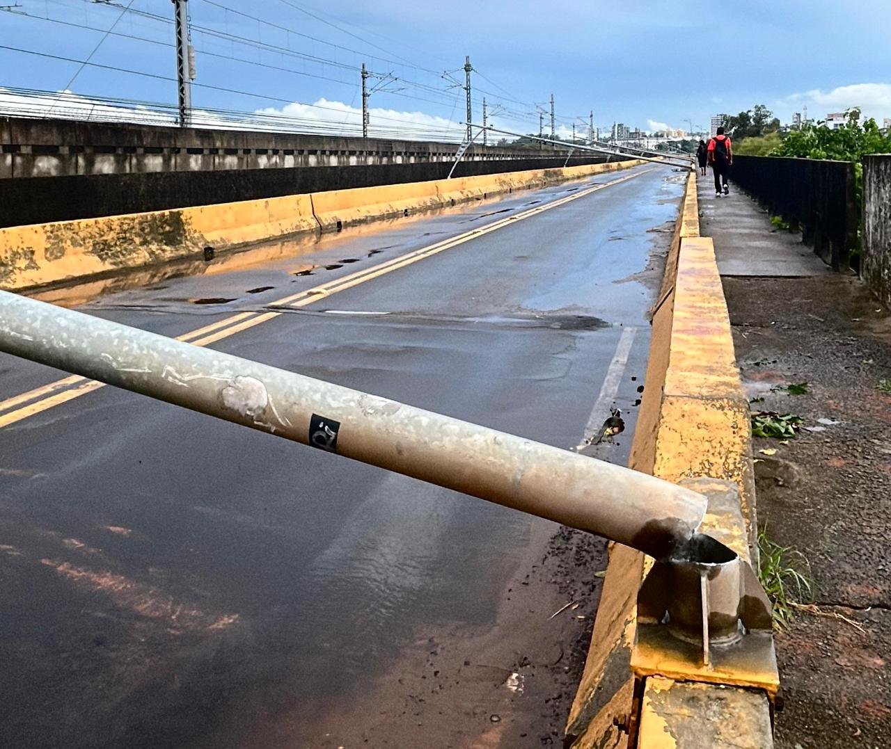Ponte da Avenida Mau&aacute; ficar&aacute; totalmente bloqueada neste s&aacute;bado (14)