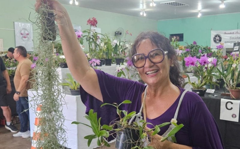 134ª Exposição de Orquídeas em São Leopoldo - Marisa veio de Porto Alegre e comprou plantas