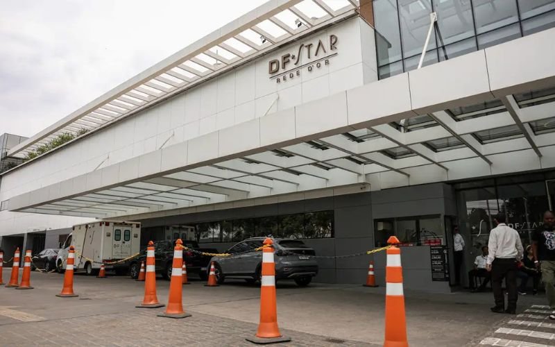 Bolsonaro deixa UTI e é transferido para quarto em hospital de Brasília