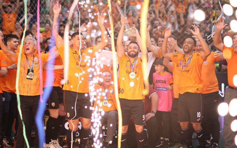 ACBF Carlos Barbosa venceu a Super Copa Gramado de Futsal
