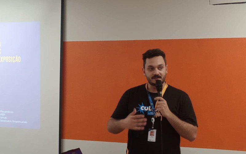 Lorenzo Cornelius apresentando as novidades do Bric São Leo 2026