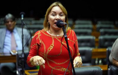 Mendonça manda por tornozeleira em deputada do MDB em nova operação que apura fraudes no INSS
