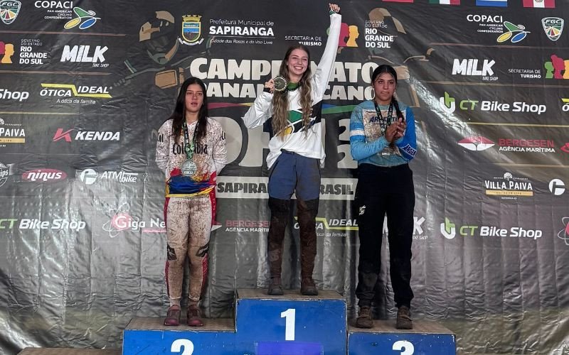  Larissa Luz foi a campeã na categoria elite feminina