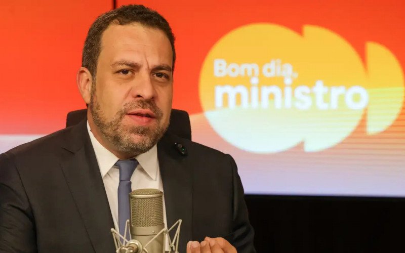Boulos sobre 6x1: se houver demora, governo envia projeto com urgência | abc+