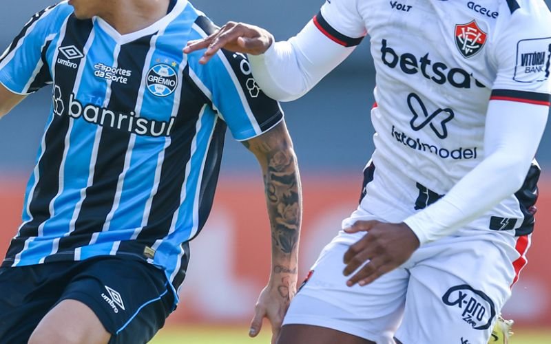 Gr&ecirc;mio x Vit&oacute;ria: Onde assistir ao jogo pelo Brasileir&atilde;o nesta quinta-feira (19)