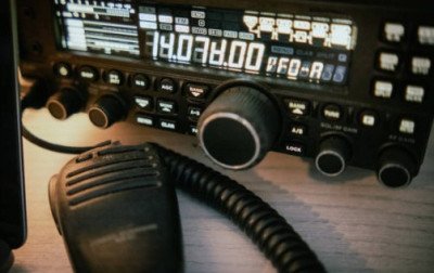 Anatel simplifica regras para fortalecer o radioamadorismo no Brasil
