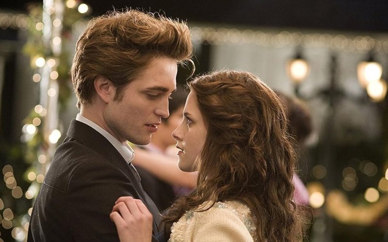 Primeiro filme da saga Crepúsculo volta aos cinemas nesta semana; saiba onde assistir